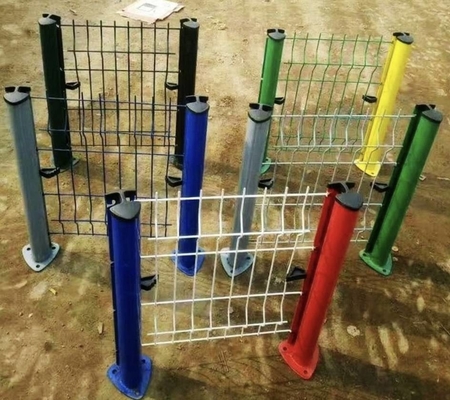 Galvanized electrostatic spray or PVC dipped coating peach post welded mesh fence