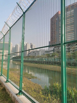 1.8*2.4m High Security Anti climb 358 iron 358 garden mesh fence anti theft security Fence Powder Coated Clear View Fenc