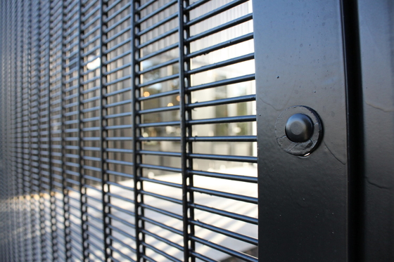 Durable Metal Welded 358 Anti Climb High Security Anti Theft Wire Mesh Fence
