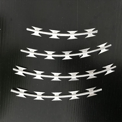 Electro Galvanized1.5mmx1.5mm Diamond Welded Razor Wire Mesh
