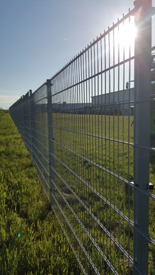 Custom hot dip galvanized 656 868 twin welded wire panel fence