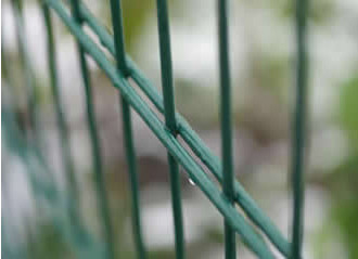 Widely use high quality hot dip galvanized additive coated PVC double wire